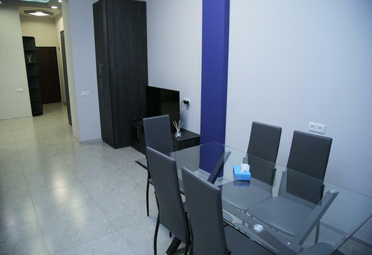 "Royal" Apartment #01 예레반 외부 사진