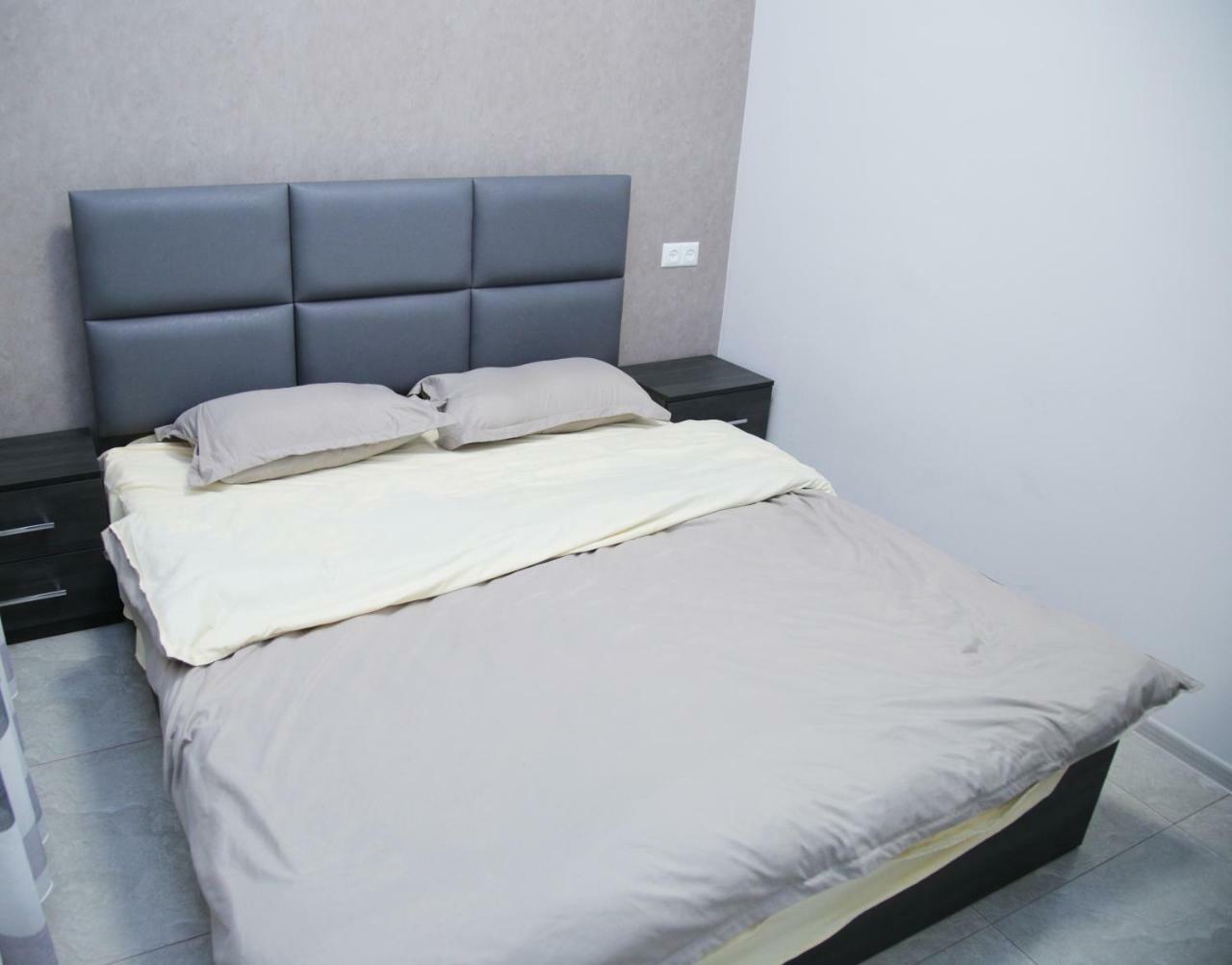 "Royal" Apartment #01 예레반 외부 사진